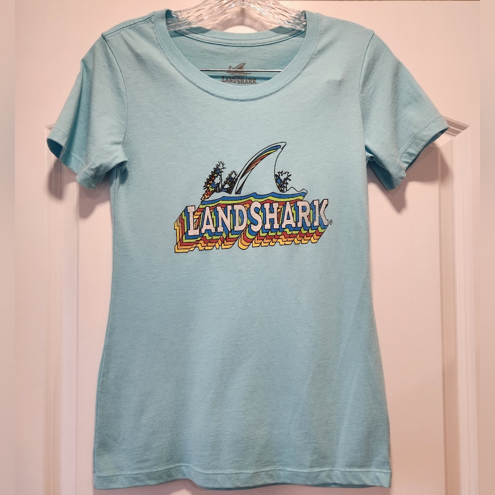 LANDSHARK WOMEN'S AQUA T-SHIRT SIZE SMALL